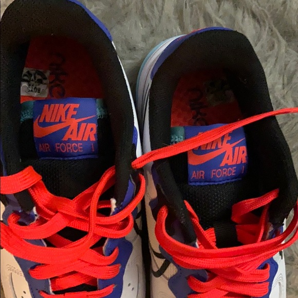 Nike Air Force 1 - Picture 4 of 6